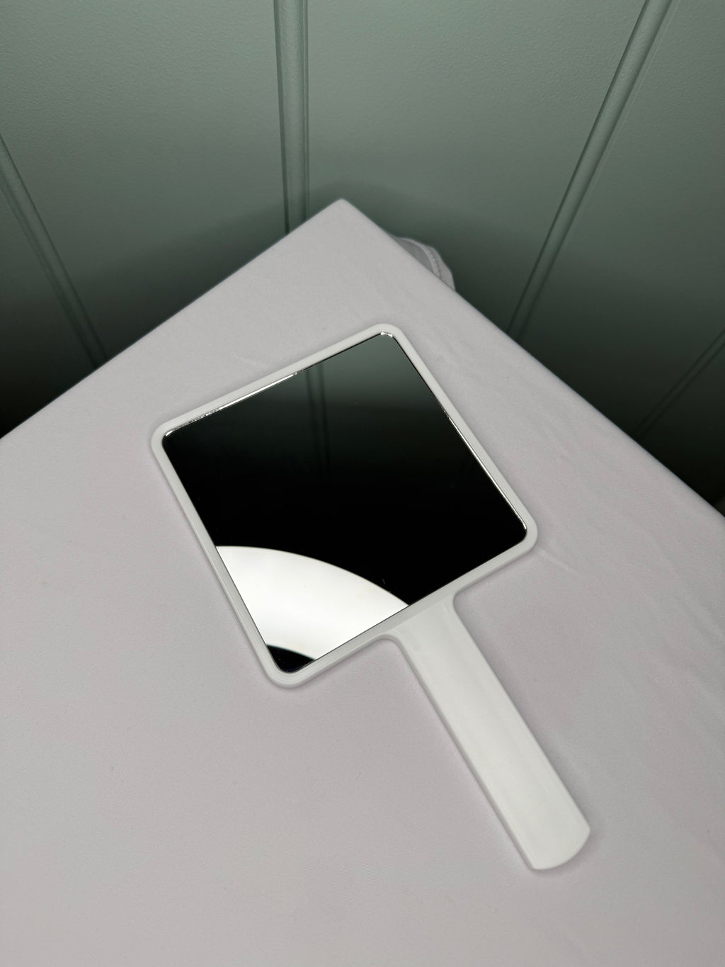 Handheld Mirror