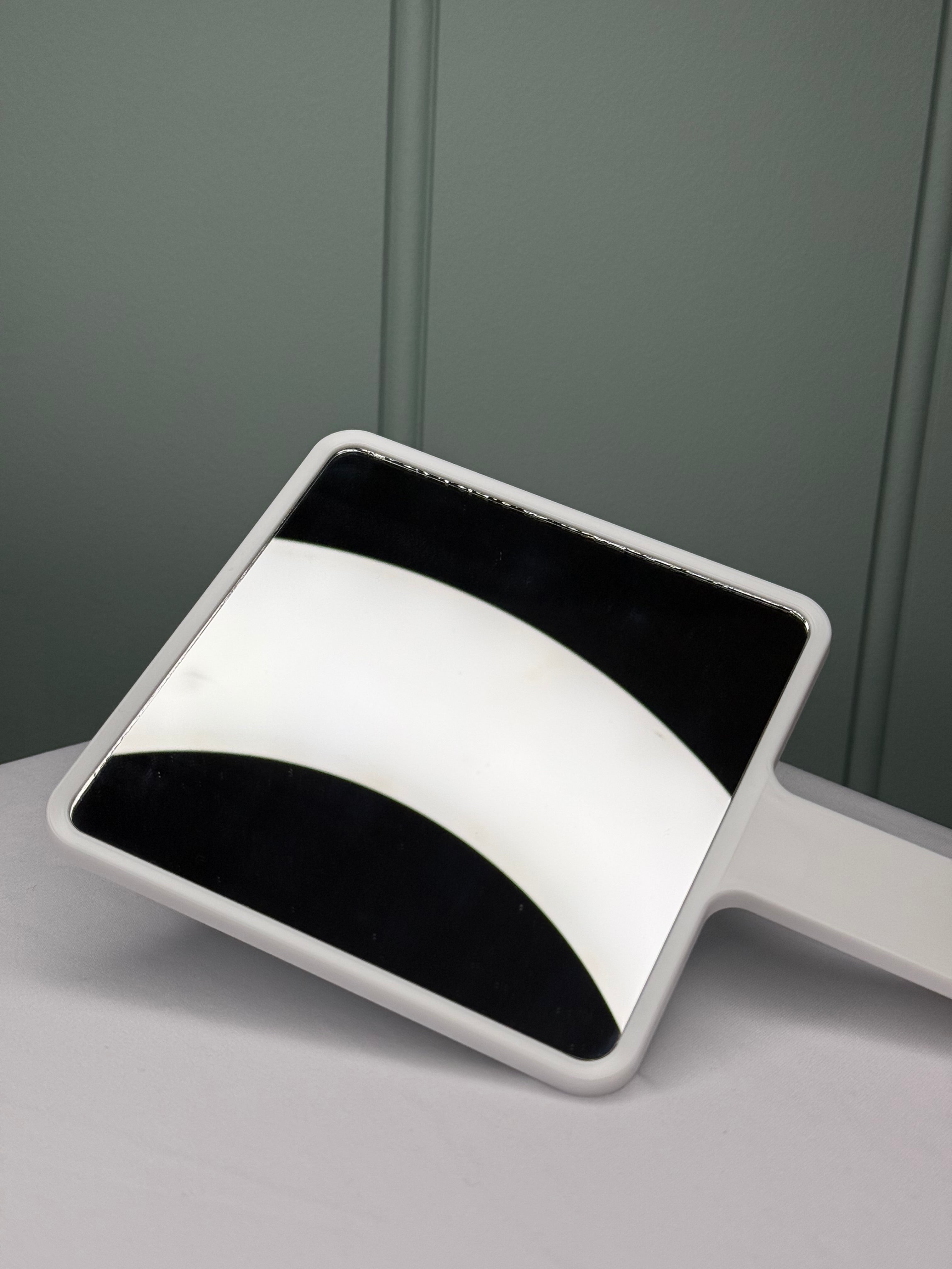 Handheld Mirror